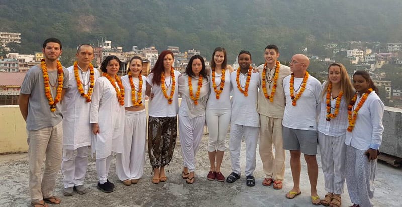 Atri Yoga Teacher Training graduation: Itamar, Sam, Erika, Cristina, Silviya, Terri, Yulya, Harish, Jamie, Andrew, Mégane and Deepa